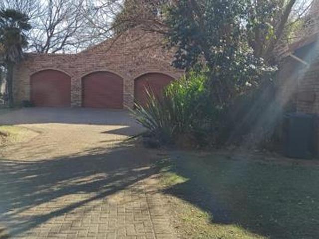 4 Bedroom House in Fochville