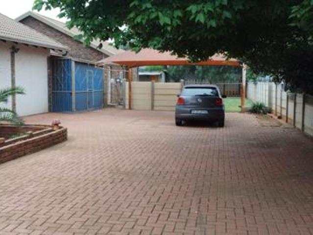 4 Bedroom House in Fochville