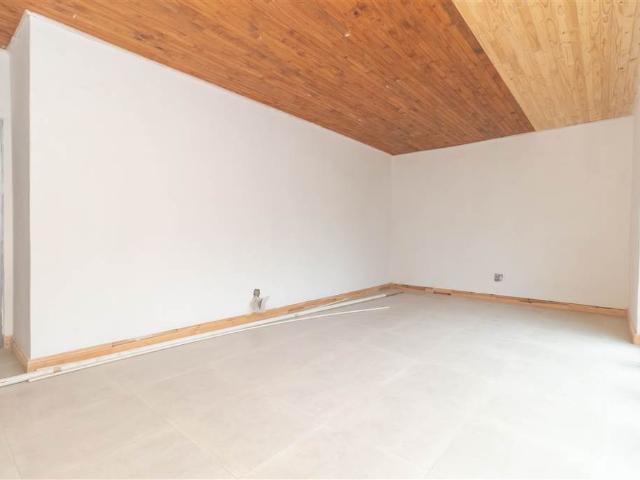 4 Bedroom House in Fontainebleau