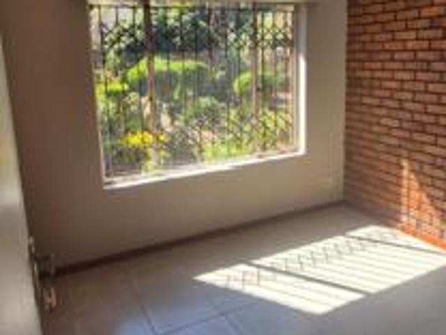 4 Bedroom House in Fauna Park