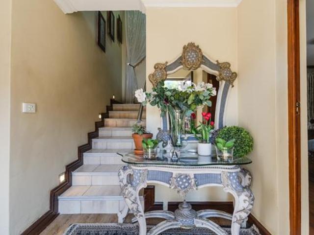 4 Bedroom House in Faerie Glen
