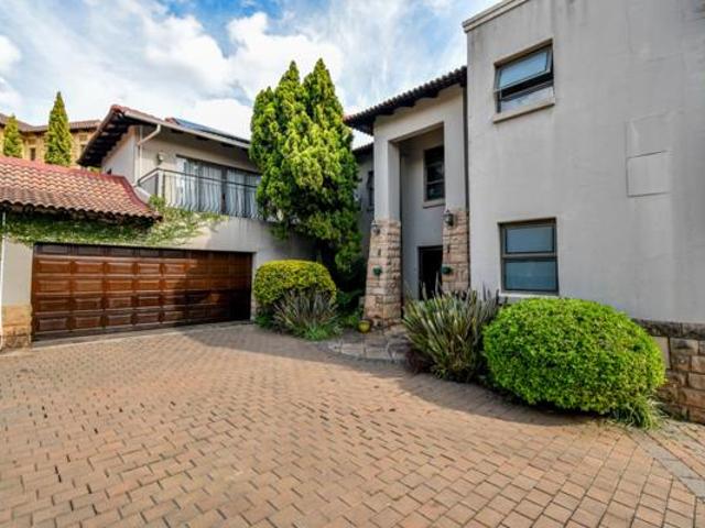 4 Bedroom House in Faerie Glen
