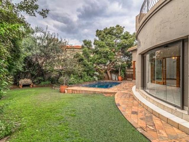 4 Bedroom House in Featherbrooke Estate