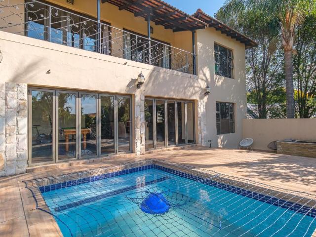 4 Bedroom House in Featherbrooke Estate