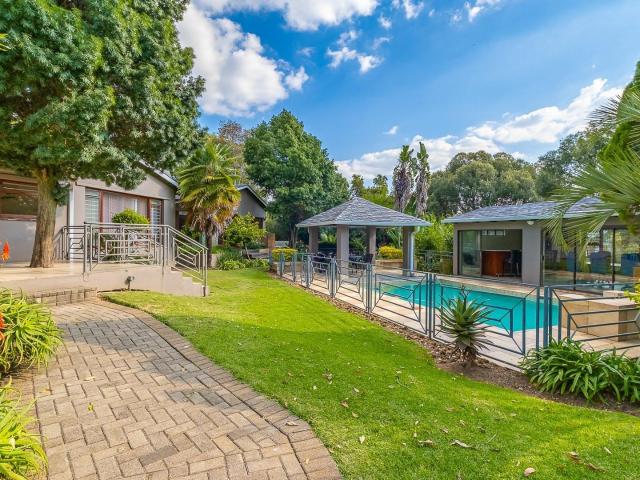 4 Bedroom House in Ferndale
