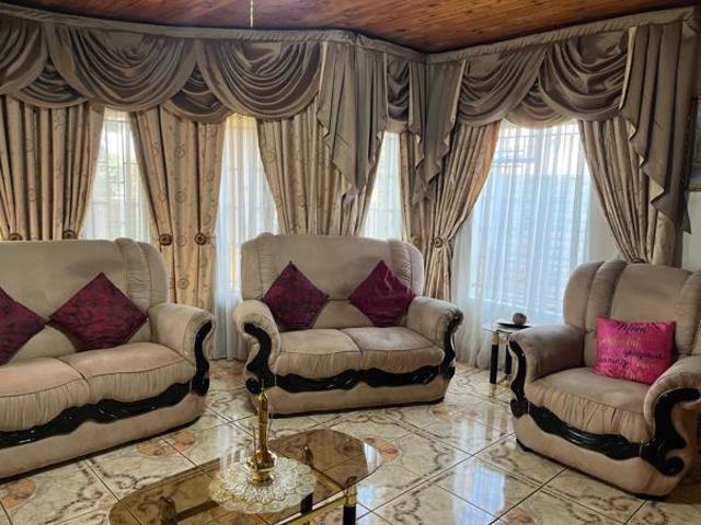 4 Bedroom House in Fernwood