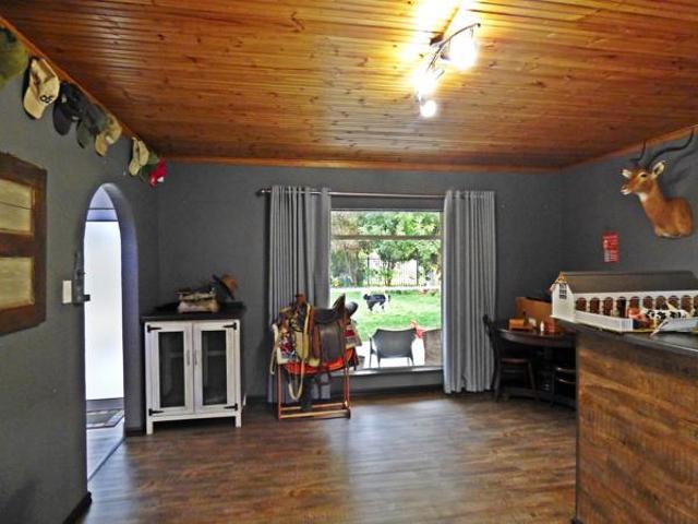 4 Bedroom House in Fichardt Park