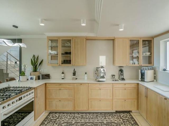 4 Bedroom House in Fish Hoek