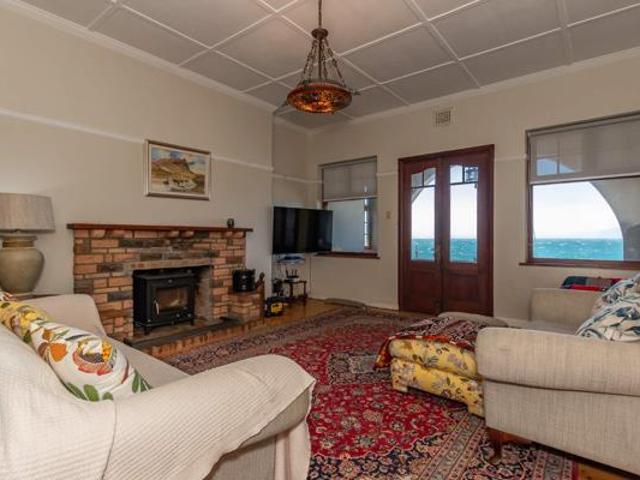 4 Bedroom House in Fish Hoek