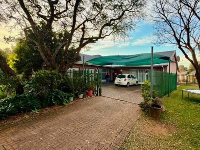 4 Bedroom House in Flamwood