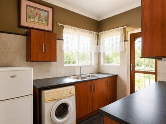 4 Bedroom House in Flamwood
