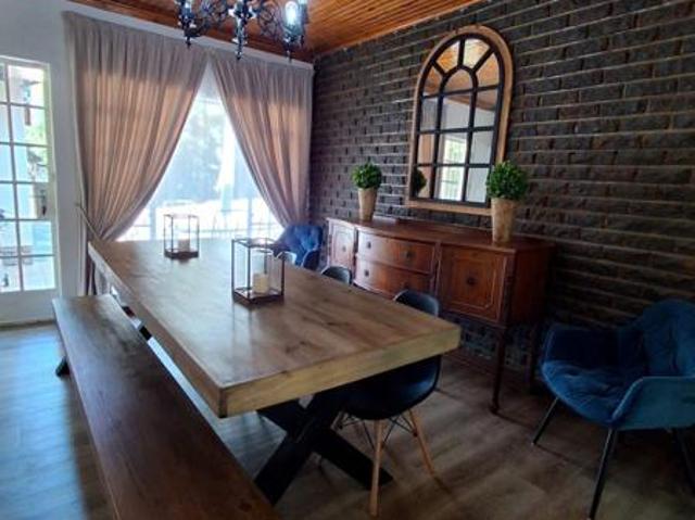 4 Bedroom House in Flamwood