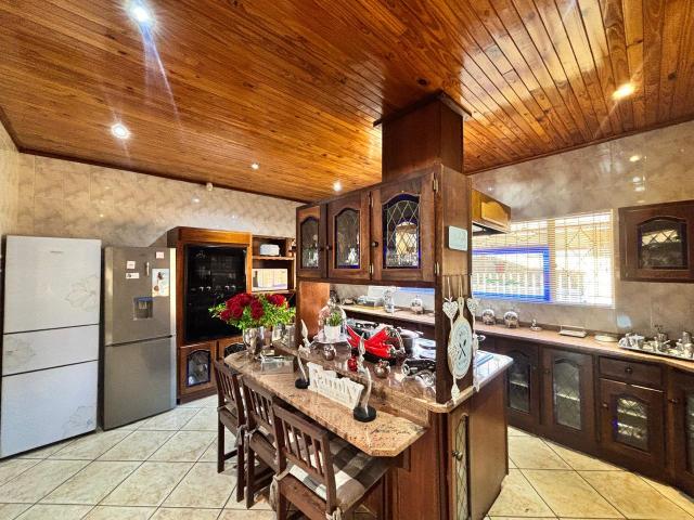 4 Bedroom House in Flamwood