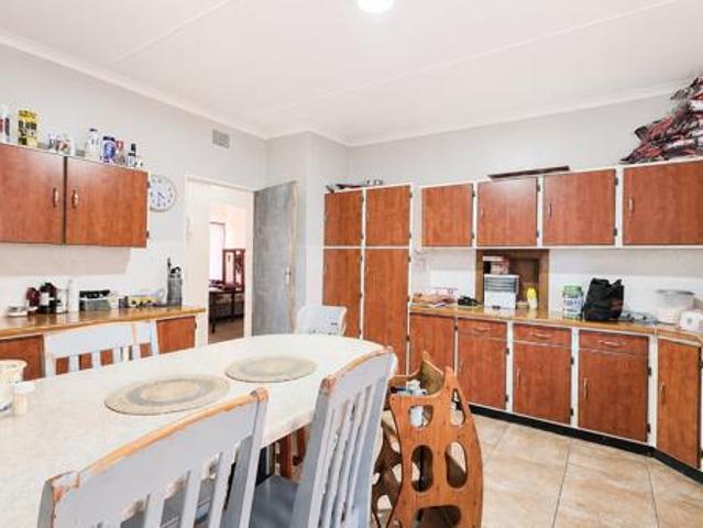 4 Bedroom House in Flamwood