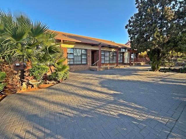 4 Bedroom House in Fleurdal