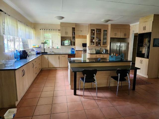 4 Bedroom House in Florauna