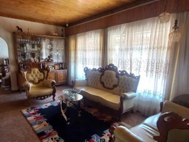 4 Bedroom House in Flora Park