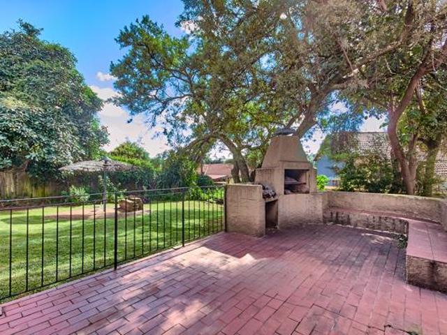 4 Bedroom House in Florida Hills