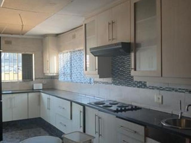 4 Bedroom House in Florida Park