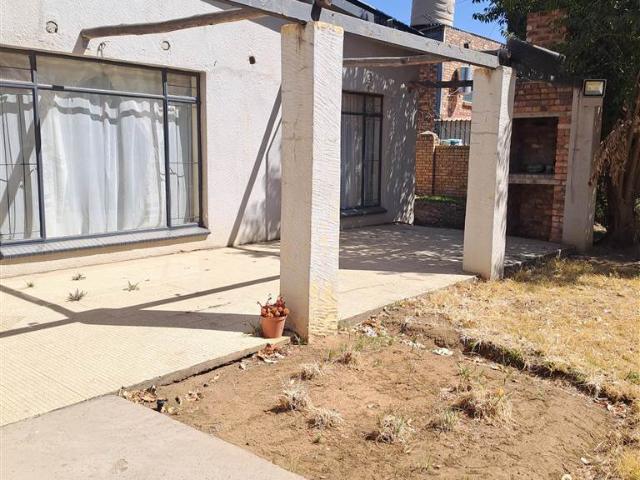 4 Bedroom House in Frankfort