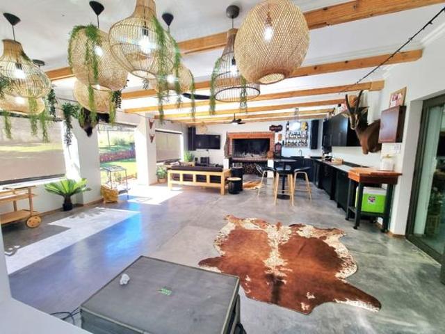 4 Bedroom House in Koro Creek Golf Estate
