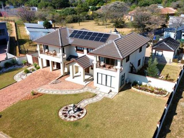 4 Bedroom House in Koro Creek Golf Estate