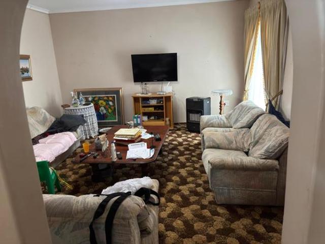 4 Bedroom House in Koster