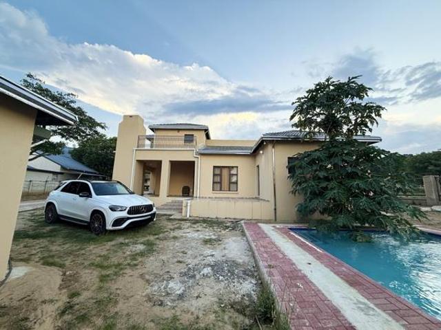 4 Bedroom House in Kampersrus AH