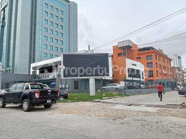 4 Bedroom House in Karimu Kotun Victoria Island Lagos | House for sale in victoria island | House in victoria island | 4 Bedroom | PropertyPro Nigeria