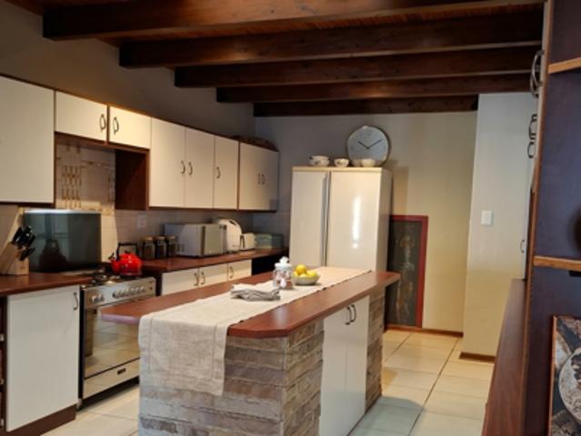 4 Bedroom House in Keidebees