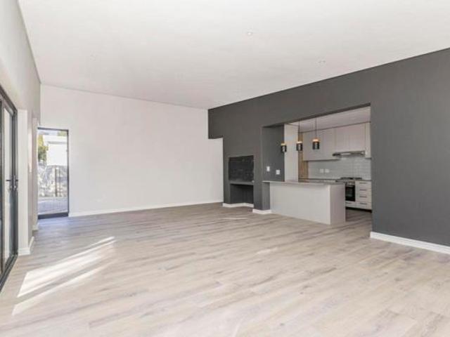 4 Bedroom House in Kenridge