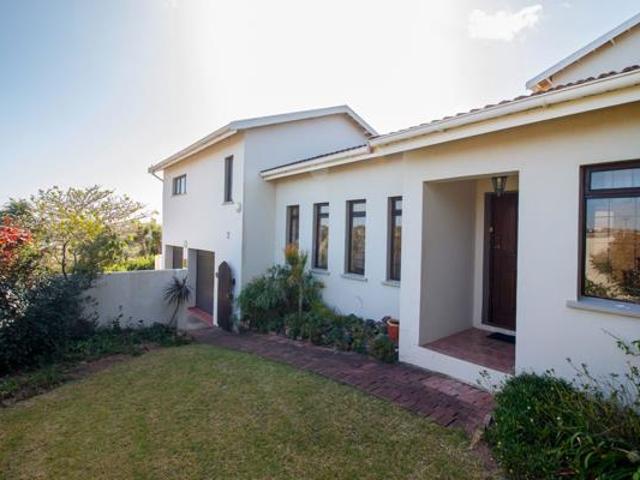 4 Bedroom House in Kenton On Sea