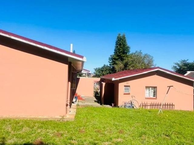 4 Bedroom House in King Williams Town Qonce Central
