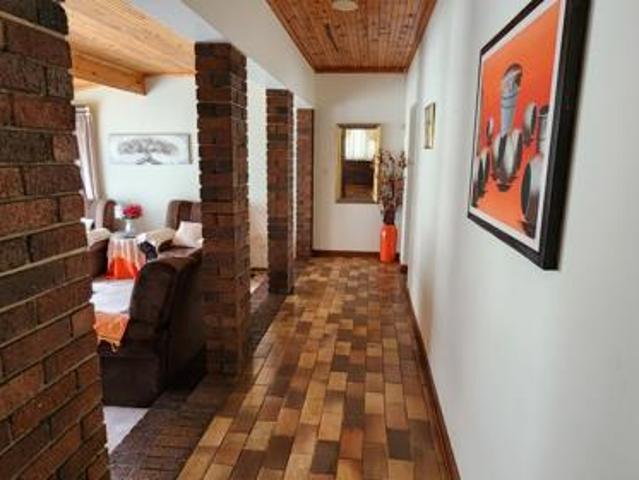 4 Bedroom House in King Williams Town Qonce Central