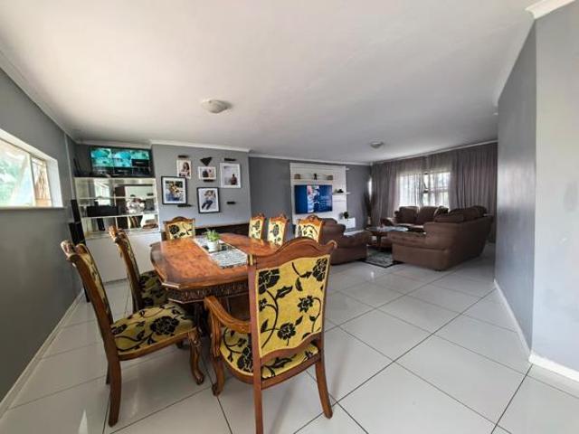 4 Bedroom House in King Williams Town Qonce Central