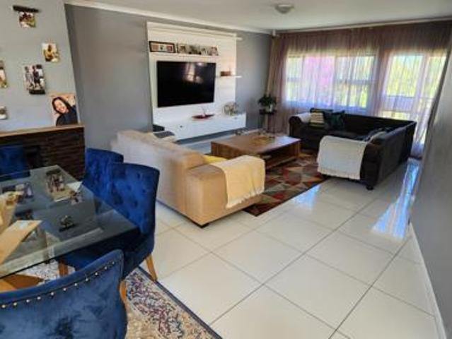 4 Bedroom House in King Williams Town Qonce Central