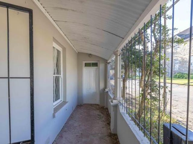 4 Bedroom House in Kingswood