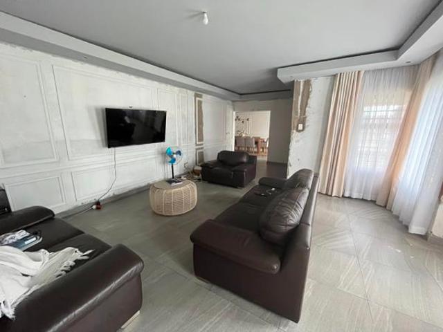 4 Bedroom House in Kinross