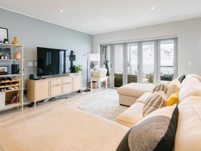 4 Bedroom House in Klein Parys