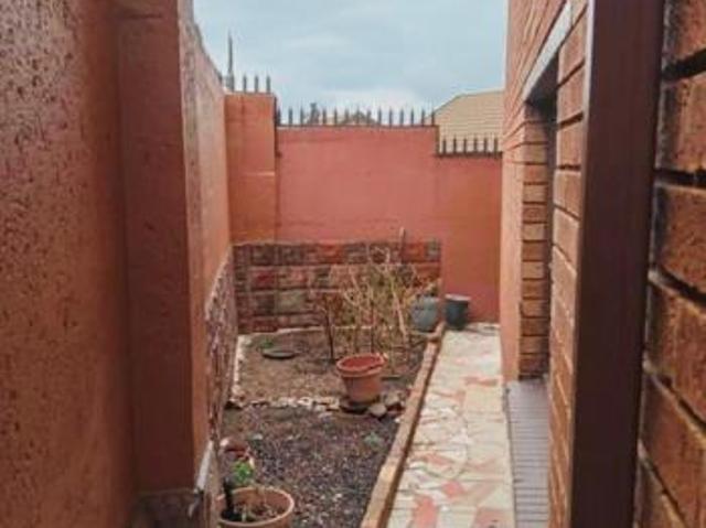4 Bedroom House in Krugersdorp Central