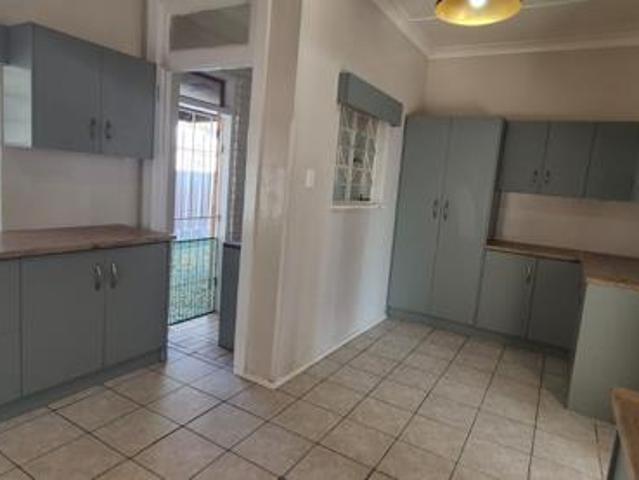 4 Bedroom House in Kroonheuwel
