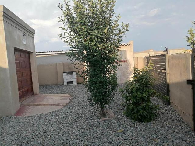 4 Bedroom House in Kwa Thema