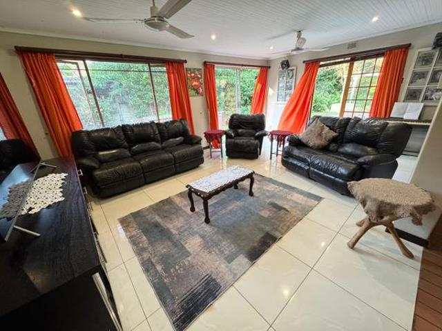 4 Bedroom House in Kwambonambi