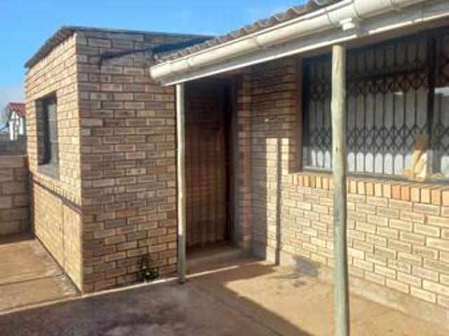 4 Bedroom House in KwaZakhele