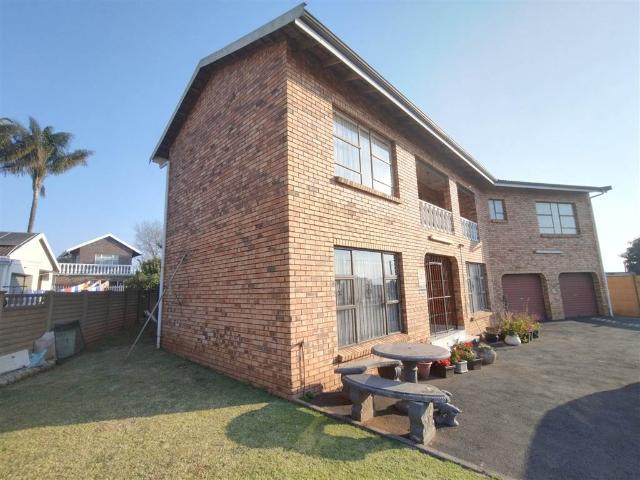 4 Bedroom House in Howick West