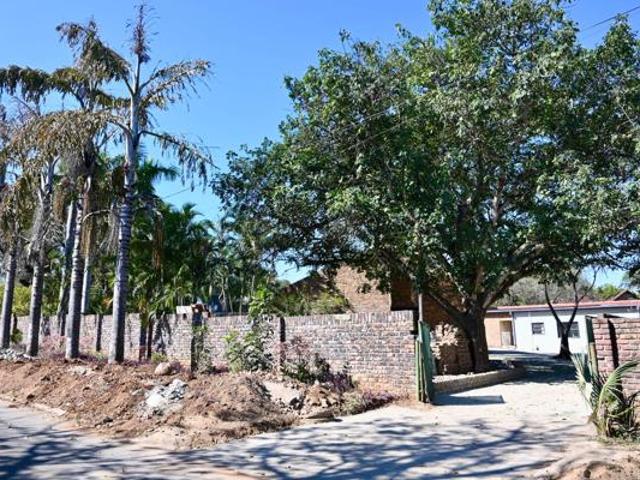 4 Bedroom House in Hoedspruit