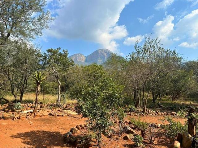 4 Bedroom House in Hoedspruit