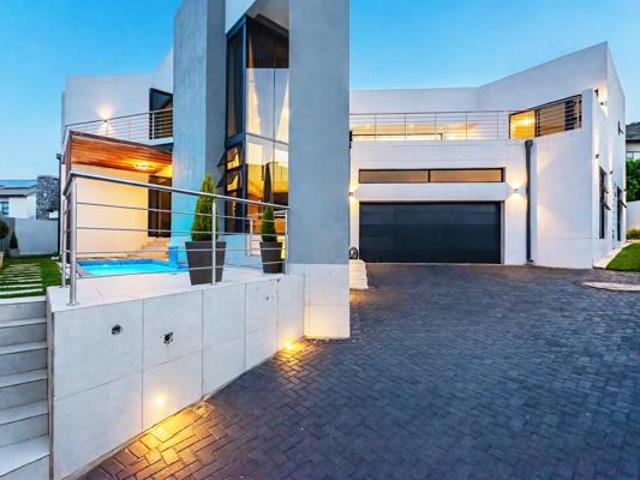4 Bedroom House in Homes Haven
