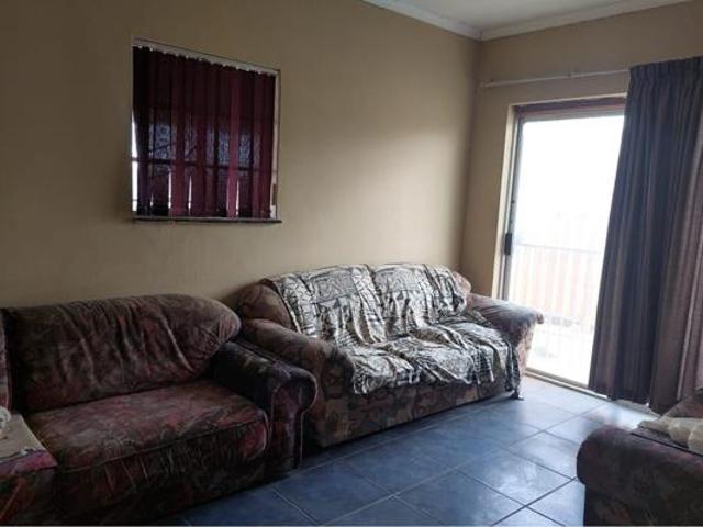4 Bedroom House in Homevale