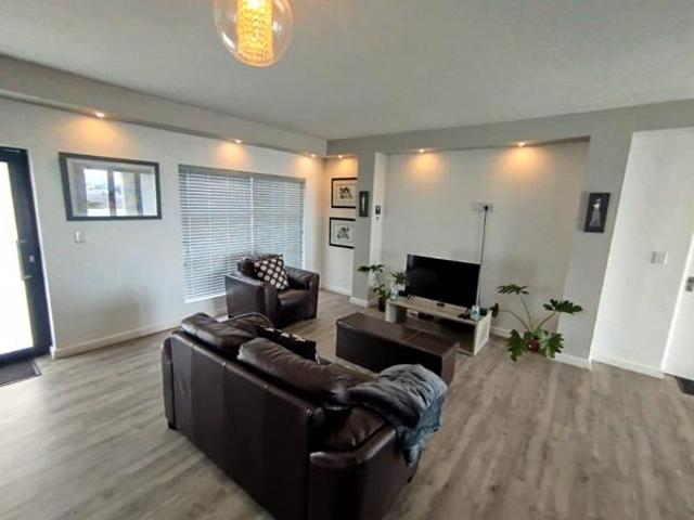 4 Bedroom House in Hoogland